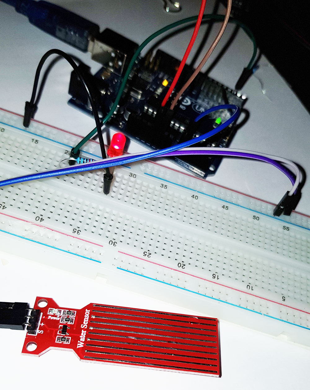 arduino water sensor red led